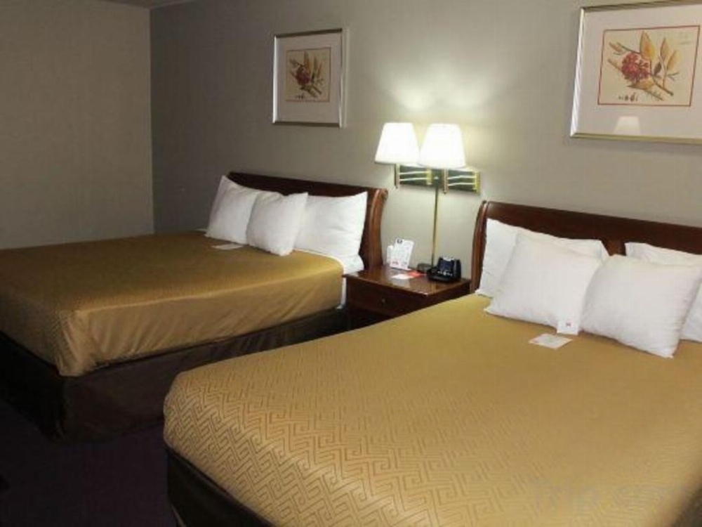 Econo Lodge Inn & Suites Des Moines Image 47